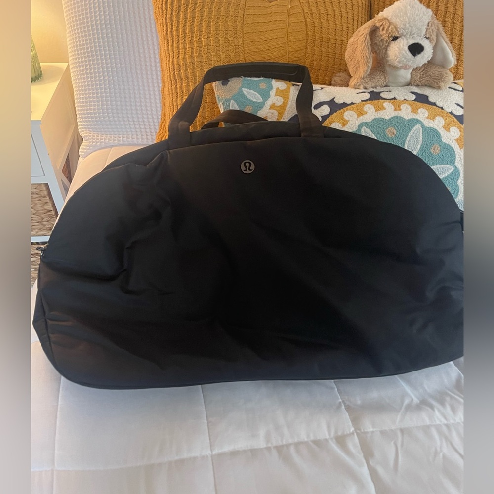 Lululemon Go Getter Duffel Bag